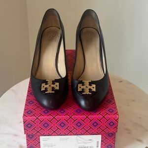 Tory Burch Wedge Black (Luna Style) - sz 8.5